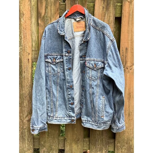 Vtg 90s Levi's  Denim Trucker Jacket XXL (2XL) Light Wash  Great Fade 70507-0389 - Picture 1 of 8